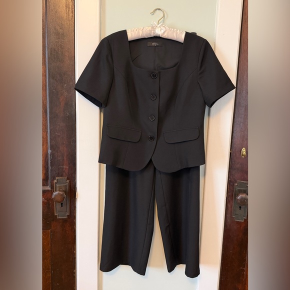 ZESICA Brand Women's Summer Two Piece Suit Set, women’s size medium - Picture 3 of 16